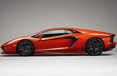 2017 Lamborghini Aventador Coupe LP700-4 2017 Lamborghini Aventador Coupe LP700-4