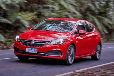 2018 Holden Astra Hatchback R (5YR) 2018 Holden Astra Hatchback R (5YR)