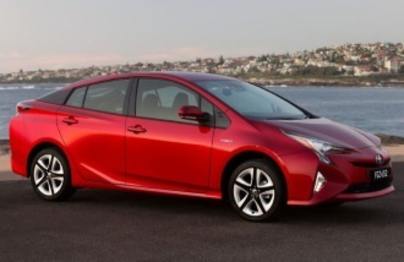 2018 Toyota Prius Hatchback i-Tech Hybrid 2018 Toyota Prius Hatchback i-Tech Hybrid