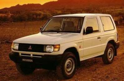 Mitsubishi Pajero 1992