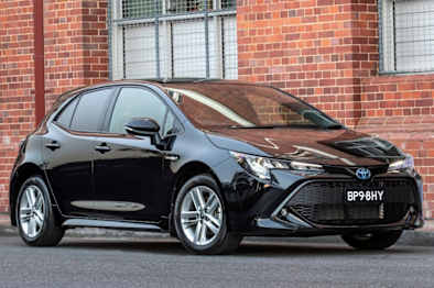 2019 Toyota Corolla Hatchback SX (hybrid) 2019 Toyota Corolla Hatchback SX (hybrid)
