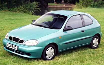 2003 Daewoo Lanos Hatchback SE 2003 Daewoo Lanos Hatchback SE