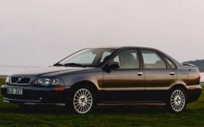 2004 Volvo S40 Sedan 2.0 2004 Volvo S40 Sedan 2.0
