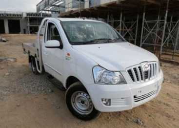 Mahindra Genio 2014