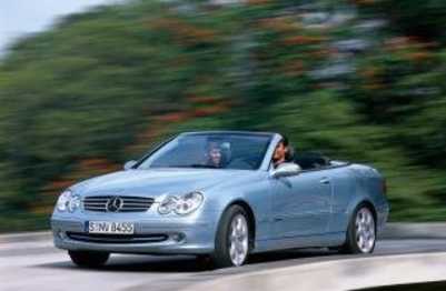 Mercedes-Benz CLK320 2005