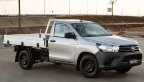 2016 Toyota HiLux Single Cab SR (4X4) 2016 Toyota HiLux Single Cab SR (4X4)