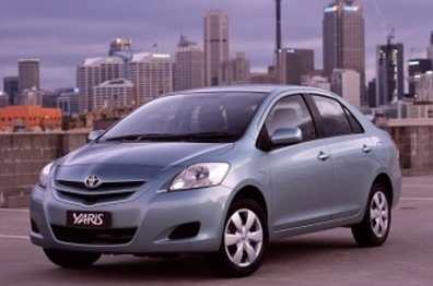 2016 Toyota Yaris Sedan YRS 2016 Toyota Yaris Sedan YRS