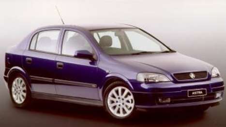 2003 Holden Astra Sedan CDX 2003 Holden Astra Sedan CDX