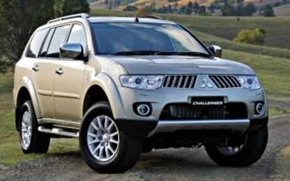 2010 Mitsubishi Challenger 2010 Mitsubishi Challenger