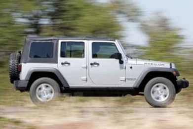 2008 Jeep Wrangler SUV Unlimited Renegade (4x4) 2008 Jeep Wrangler SUV Unlimited Renegade (4x4)
