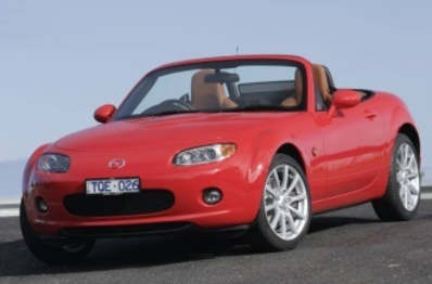 2005 Mazda MX-5 Convertible (Leather) 2005 Mazda MX-5 Convertible (Leather)