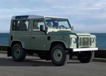 2015 Land Rover Defender SUV 90 Heritage Edition 2015 Land Rover Defender SUV 90 Heritage Edition