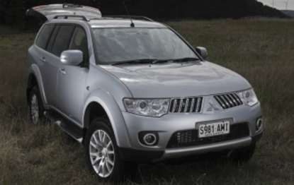 2011 Mitsubishi Challenger 2011 Mitsubishi Challenger