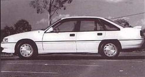 1990 HSV Commodore Sedan DMG 90 1990 HSV Commodore Sedan DMG 90