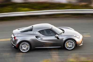 2021 Alfa Romeo 4C Coupe Coupe 2021 Alfa Romeo 4C Coupe Coupe