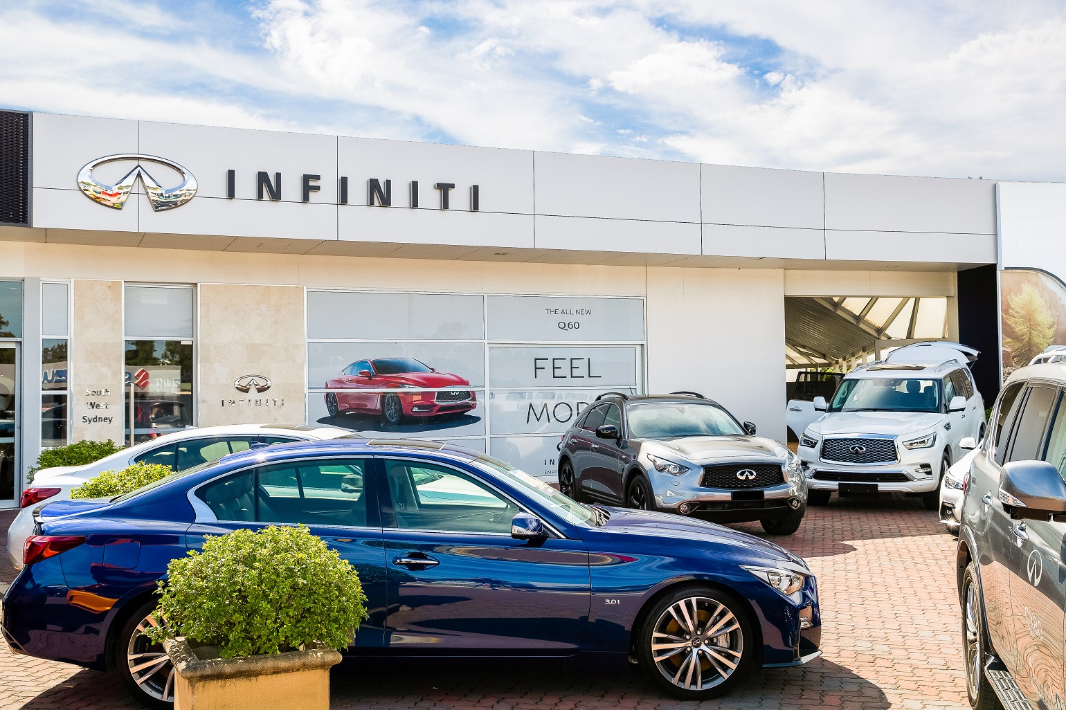Peter Warren Infiniti Car Dealership carsguide
