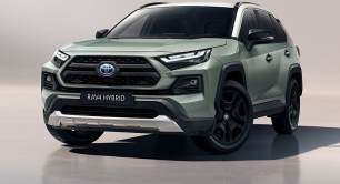 Toyota RAV4 vs Volkswagen Golf | CarsGuide