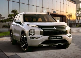 Mitsubishi Outlander LS 7 Seat (2WD) 2024 Price & Specs | CarsGuide