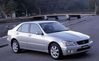 Lexus IS