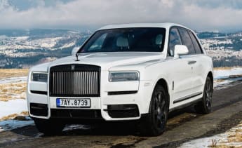 Rolls-Royce Cullinan 2023 Price & Specs