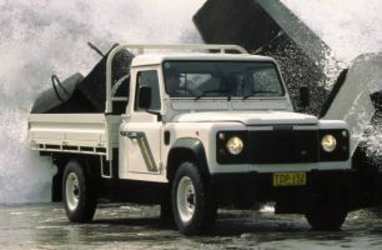 Land Rover Defender 2001