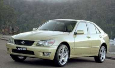 Lexus IS 2005