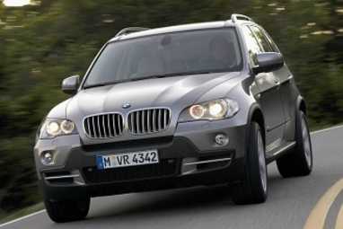 Complete guide to BMW X5 2008