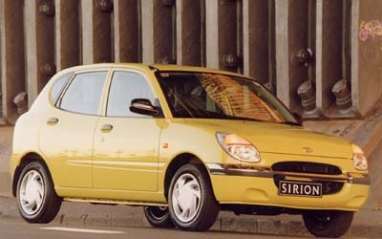 Complete guide to Daihatsu Sirion 2000