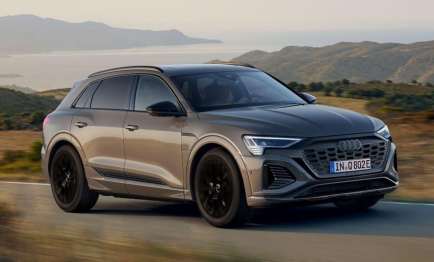 2024 Audi Q8 SUV 50 E-Tron