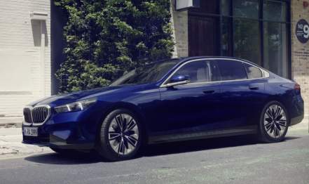 2025 BMW 5 Series Sedan 540D Xdrive