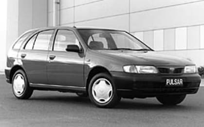 1996 Nissan Pulsar Hatchback LX