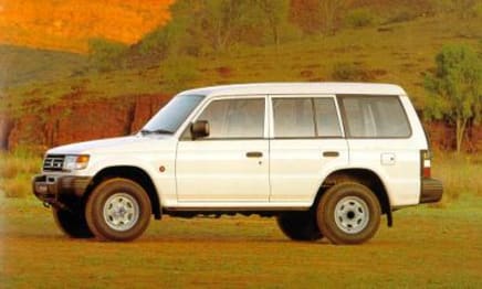 1997 Mitsubishi Pajero SUV GL LWB (4X4)