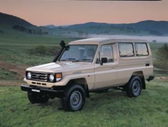 2000 Toyota Landcruiser SUV (4X4) 6 Seat