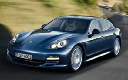 2011 Porsche Panamera Sedan 4