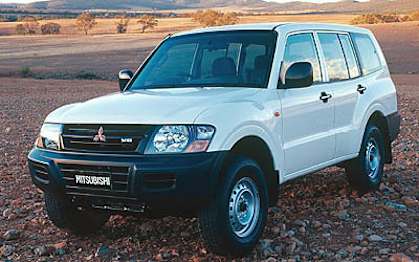 2002 Mitsubishi Pajero SUV GL LWB (4X4)