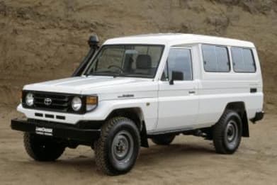 2002 Toyota Landcruiser SUV (4X4) 3 Seat