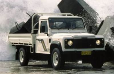 Land Rover Defender 2002