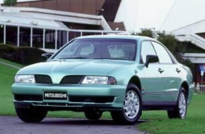 2002 Mitsubishi Magna Sedan Executive