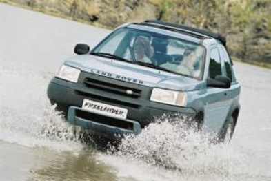 2004 Land Rover Freelander SUV SE (4X4)