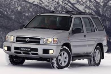 2005 Nissan Pathfinder SUV Ti (4x4)