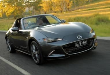 2017 Mazda MX-5 Convertible RF GT (black Roof)