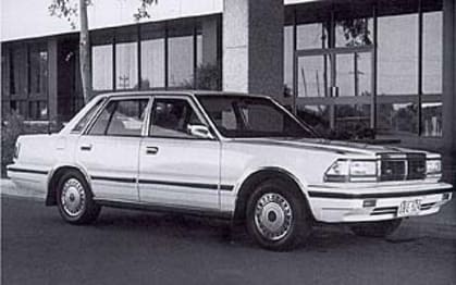 Nissan V30 1987