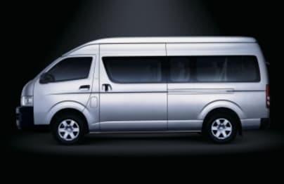 Toyota HiAce Commuter 2005 Price & Specs | CarsGuide