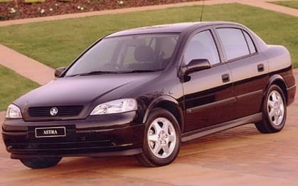 2000 Holden Astra Sedan CD