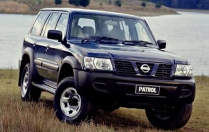 2002 Nissan Patrol SUV ST Plus (4x4)