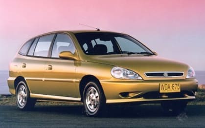 2000 Kia Rio Hatchback (base)