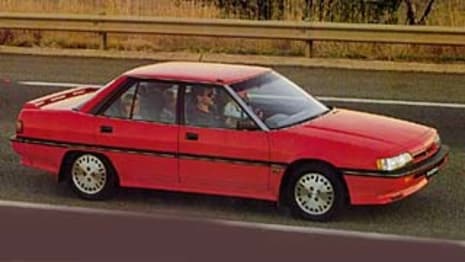 1988 Mitsubishi Magna Sedan SE