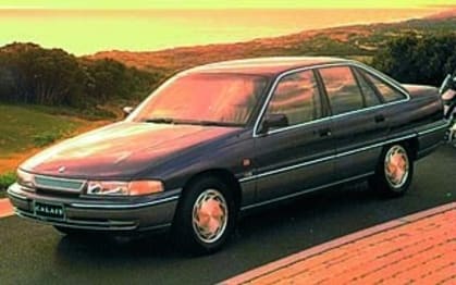 1991 Holden Calais Sedan (base)