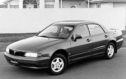 1996 Mitsubishi Magna Sedan Advance