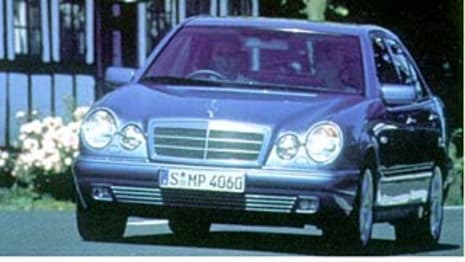 2000 Mercedes-Benz E-Class Sedan E240 Classic